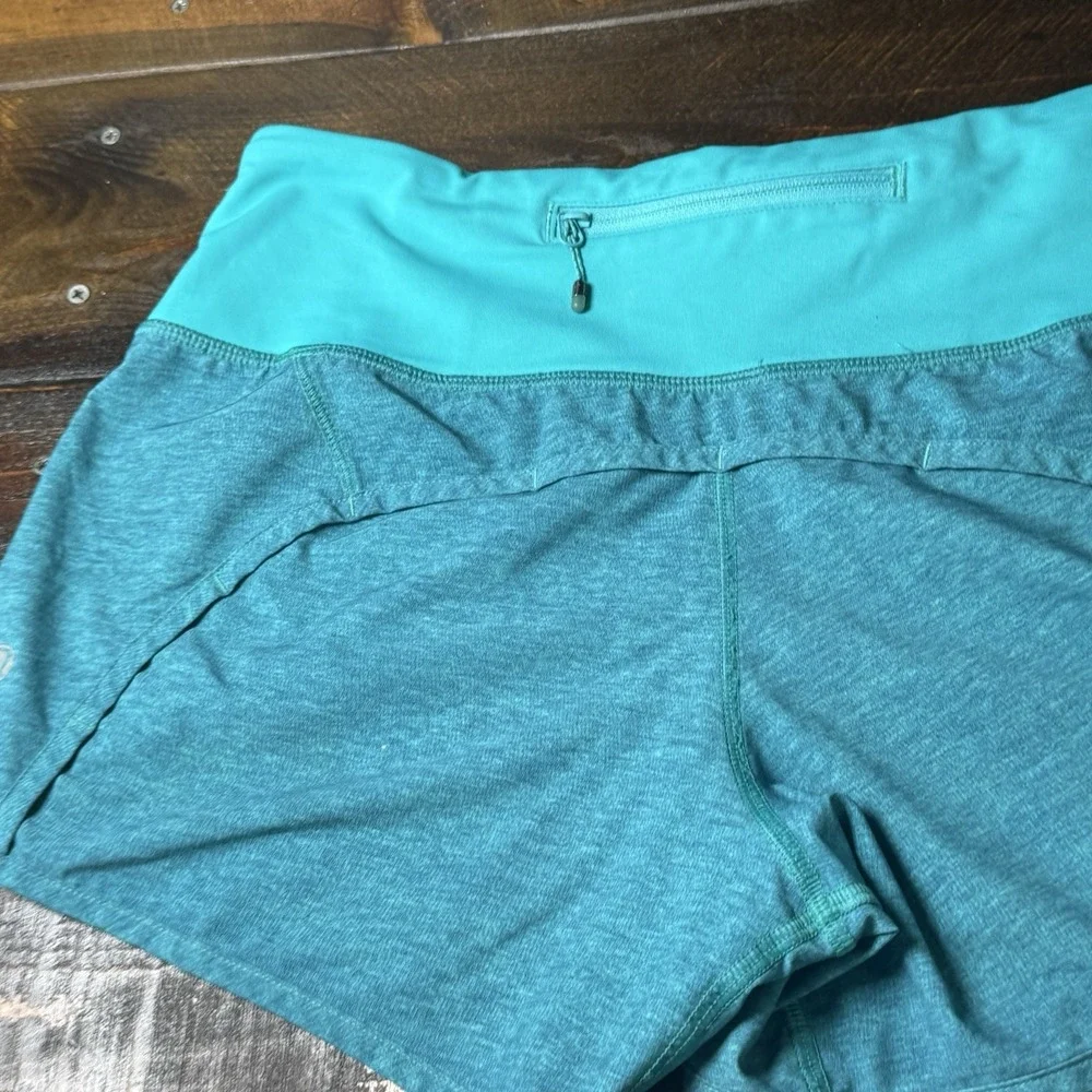 Lululemon Shorts Women's 4 Blue Teal‎ Running 4 Inseam Zip Pocket Lined